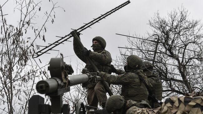 Военнослужащие подразделений радиоэлектронной борьбы Южного военного округа